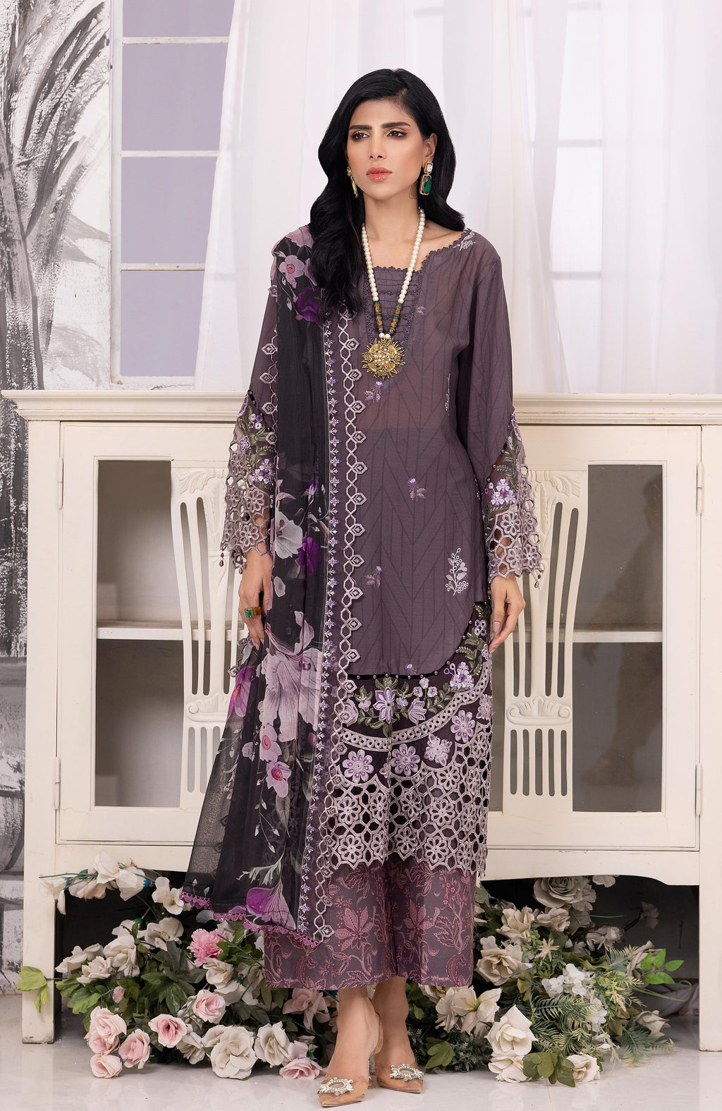 Zarka’s Luxury Lawn Chikankari by Al Zohaib – 3-Piece Unstitched Embroidered (ZC-25-09-V2)