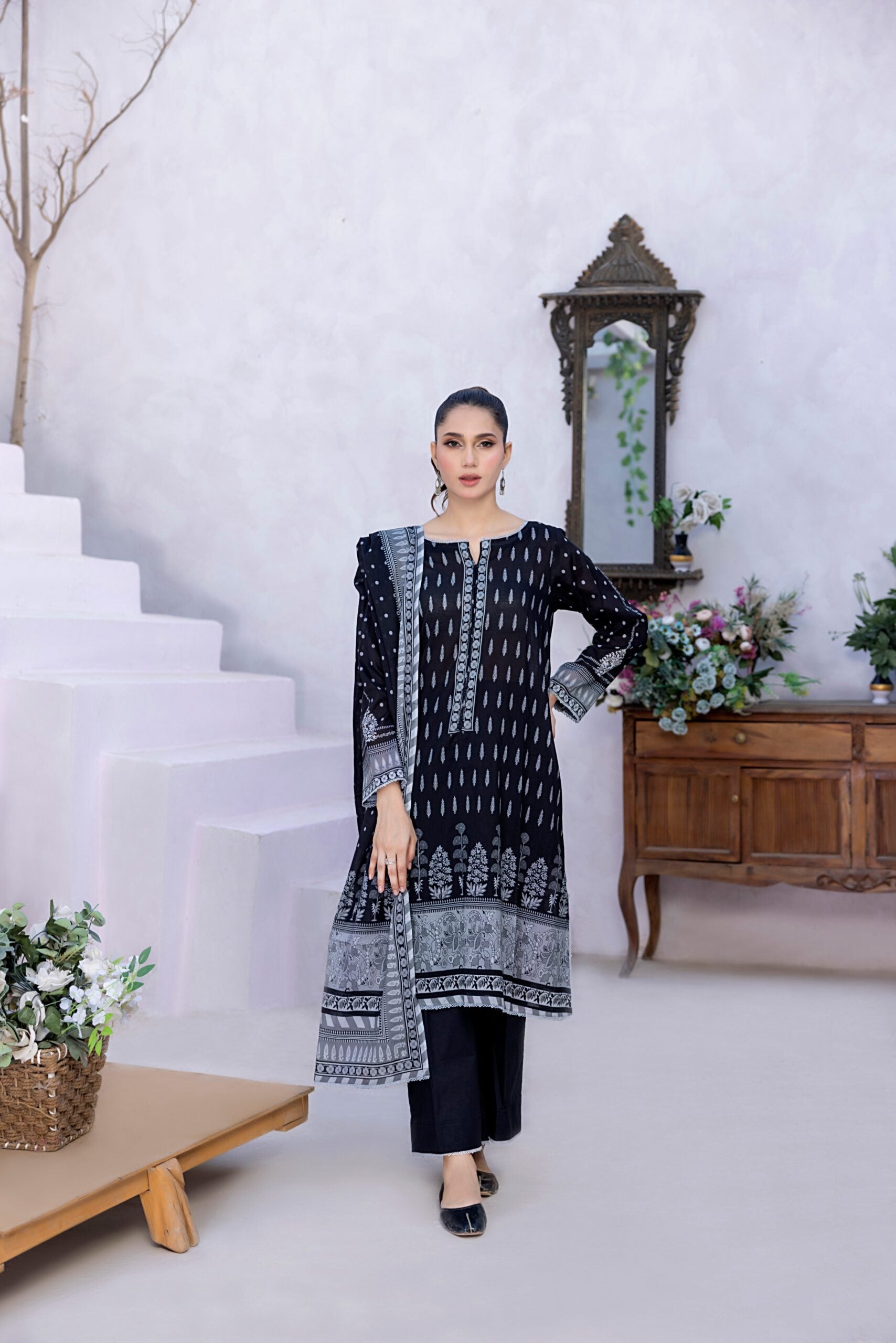 Zarka's Collection ZC-BNW-010 | 3 PC Printed Lawn by Regalia