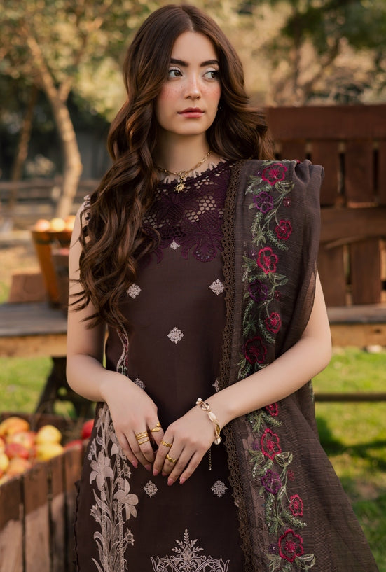 Zarka's Collection SQU-06 | 3 PC Luxury Lawn by Parishay
