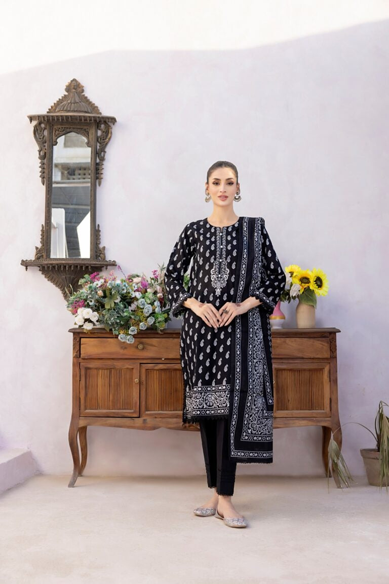 Zarka's Collection ZC-BNW-003 | 3 PC Printed Lawn by Regalia