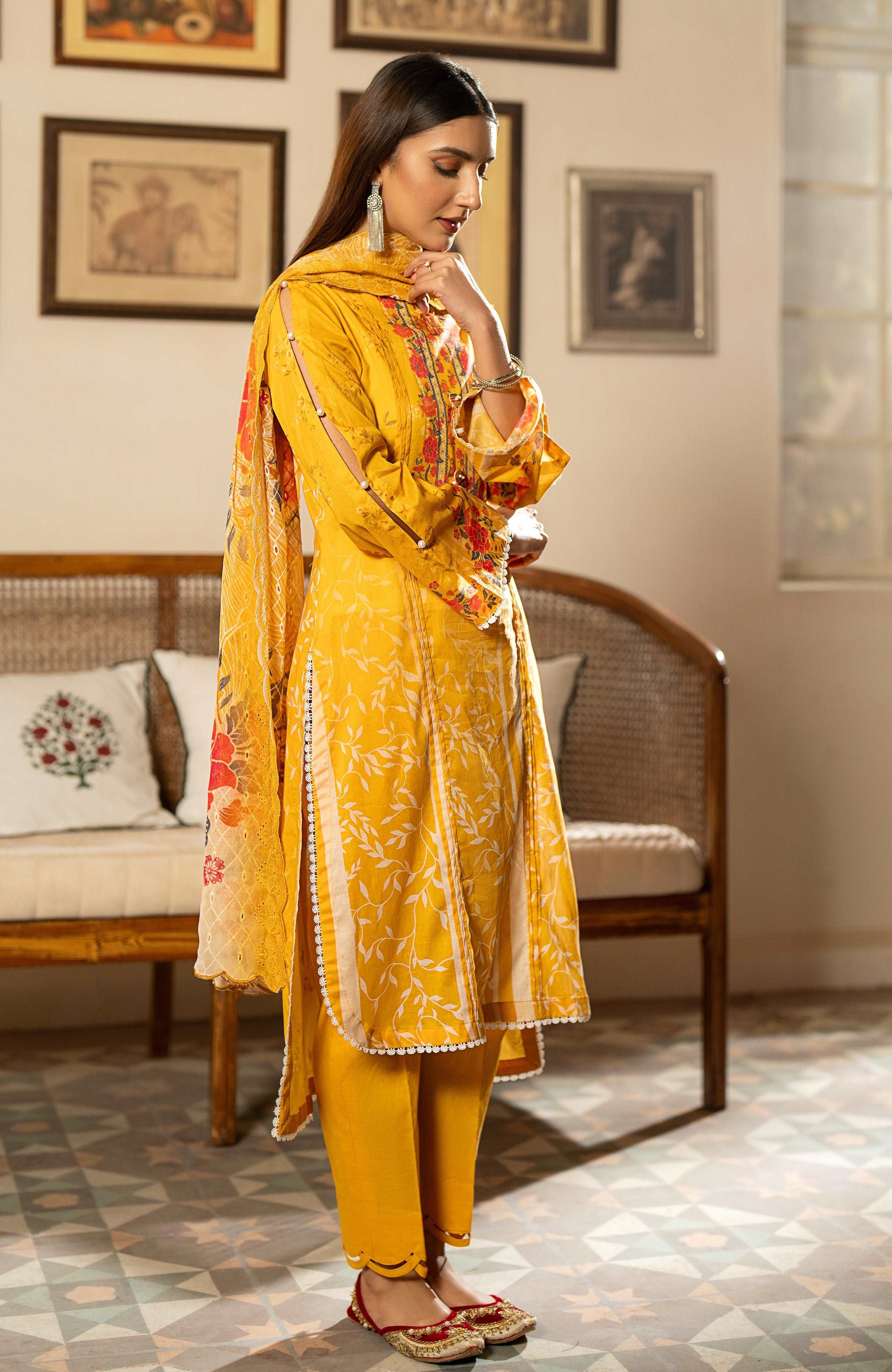 Zarka’s Luxury Lawn by Al Zohaib – Chikankari Chiffon Dupatta 3-Piece Unstitched (ZC-SBEC-24-06)