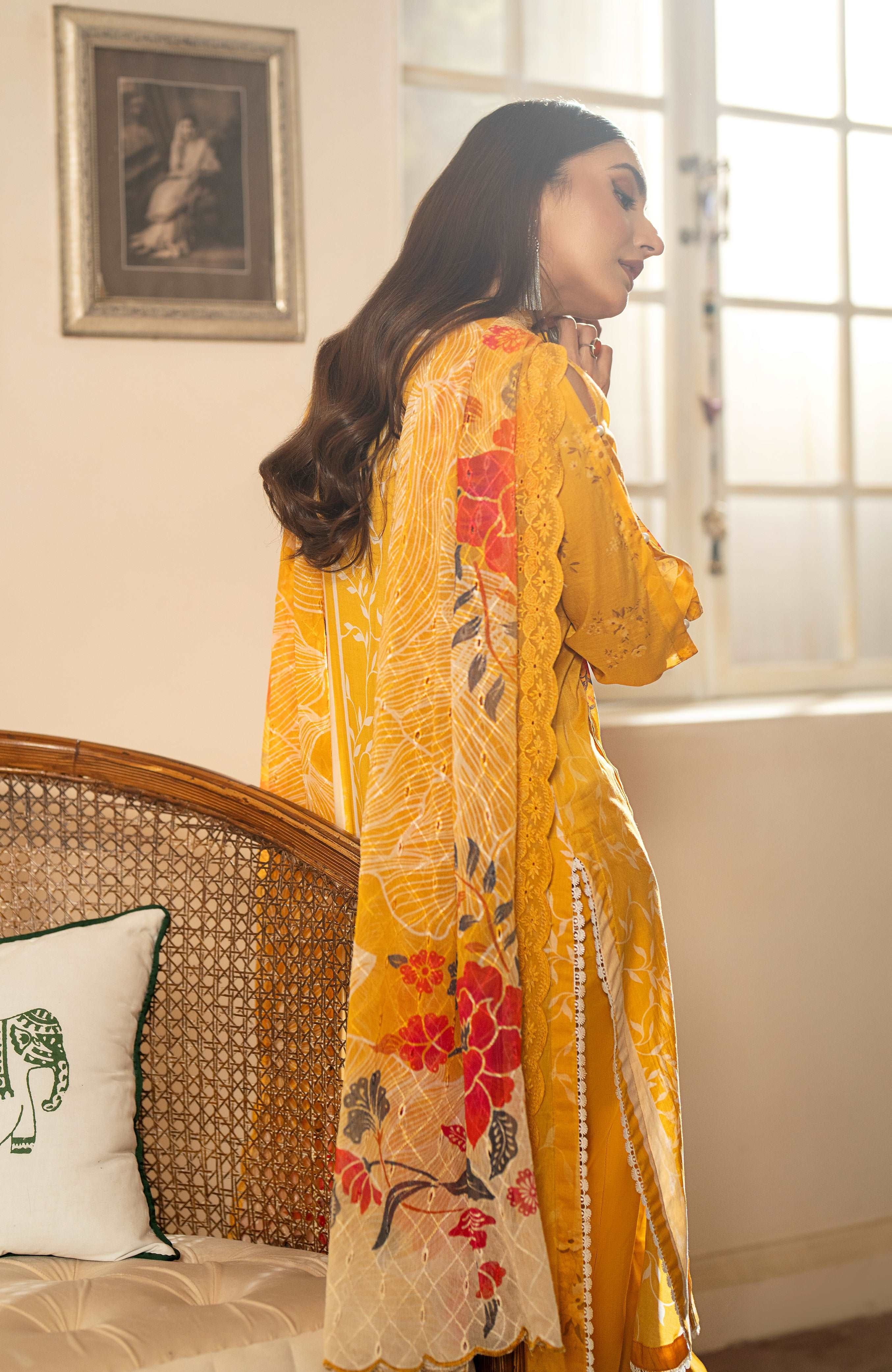 Zarka’s Luxury Lawn by Al Zohaib – Chikankari Chiffon Dupatta 3-Piece Unstitched (ZC-SBEC-24-06)