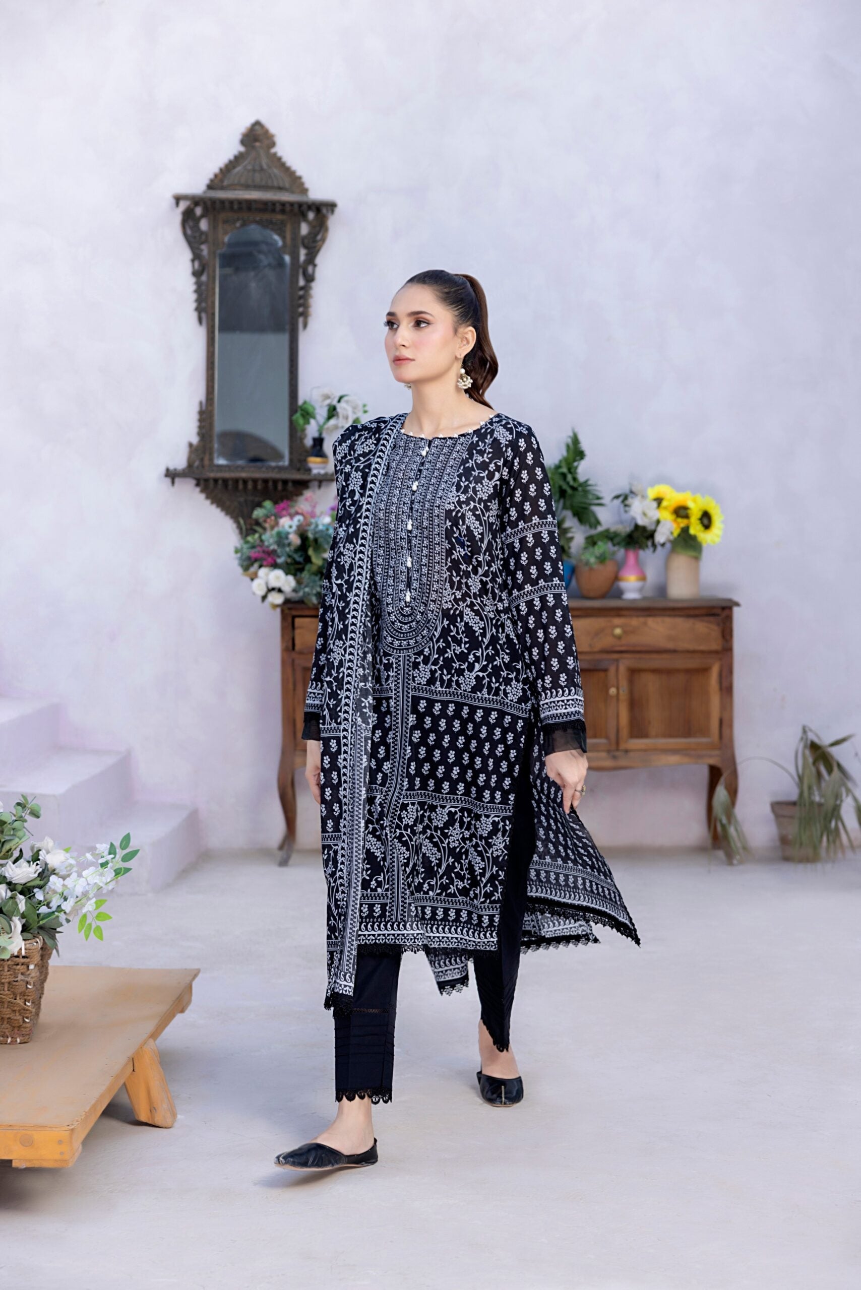 Zarka's Collection ZC-BNW-009 | 3 PC Printed Lawn by Regalia