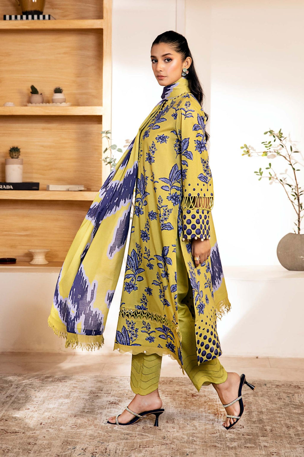 Zarka's Collection MB-ELHV3-01 | 3 PC Luxury Lawn by Maria B