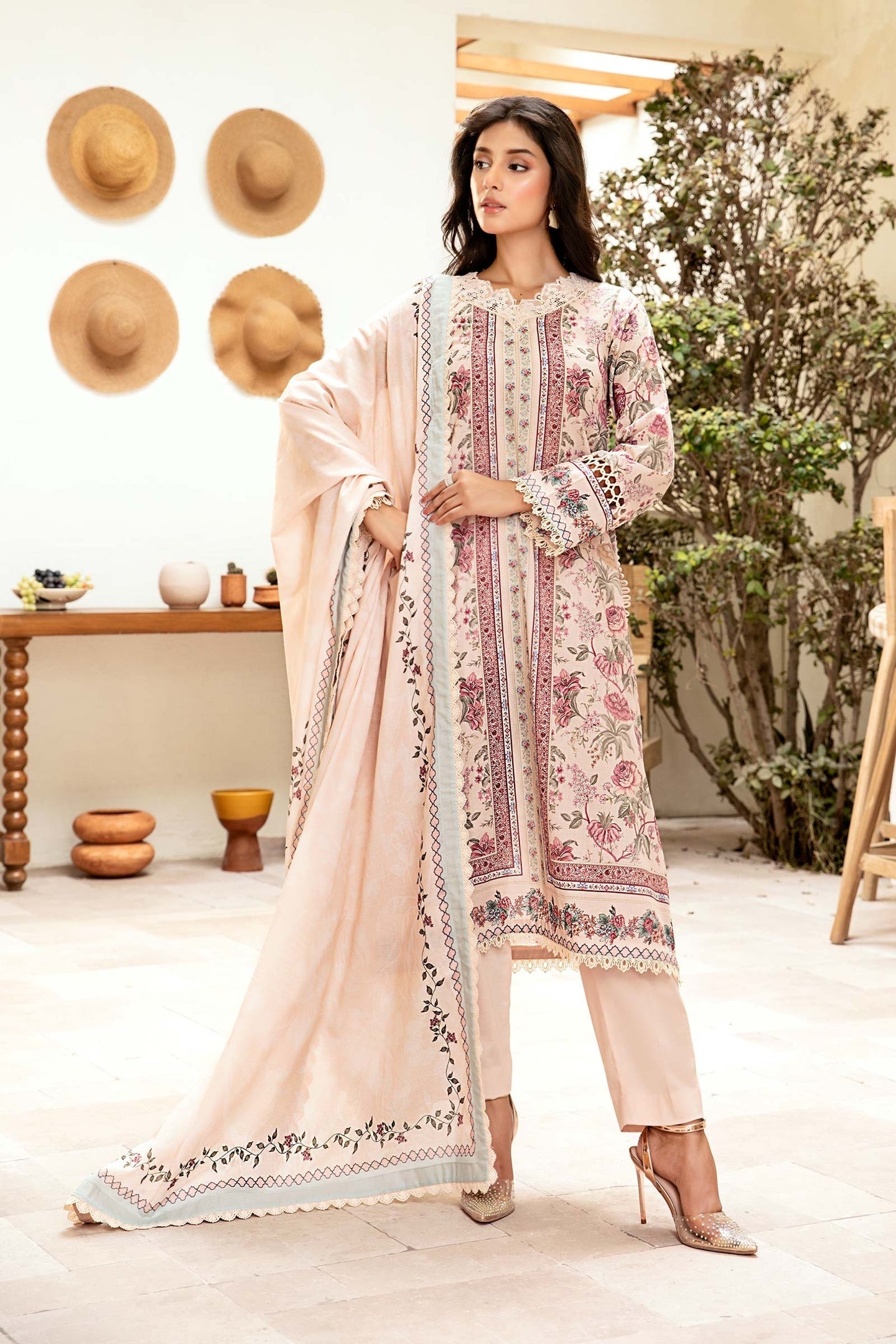 Zarka's Collection ZC-ELH-004 | 3 PC Printed Lawn by Maria B