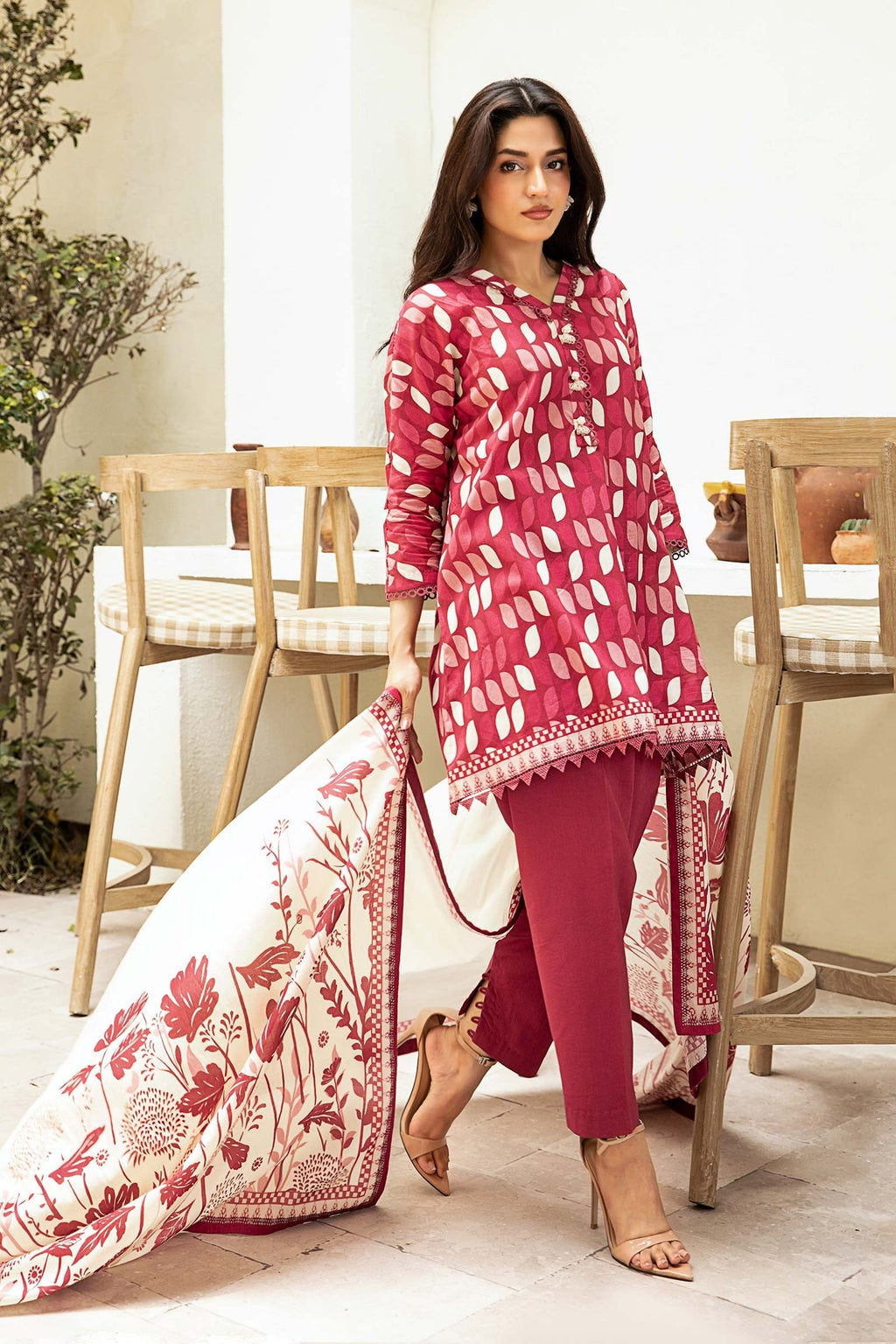 Zarka's Collection ZC-ELH-003 | 3 PC Printed Lawn by Maria B