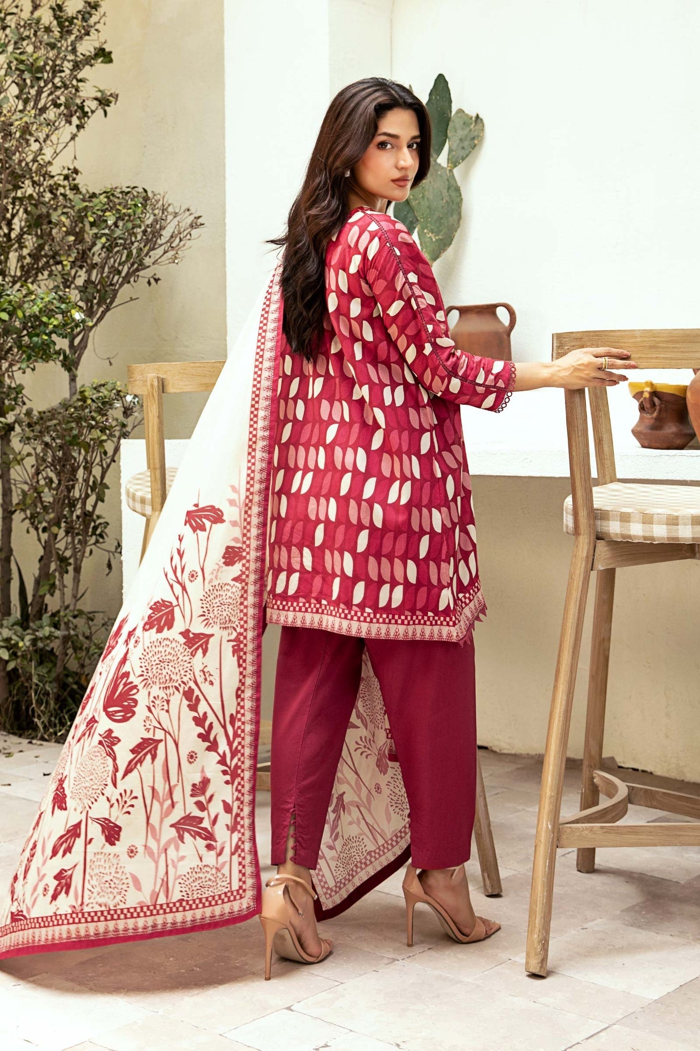Zarka's Collection ZC-ELH-003 | 3 PC Printed Lawn by Maria B
