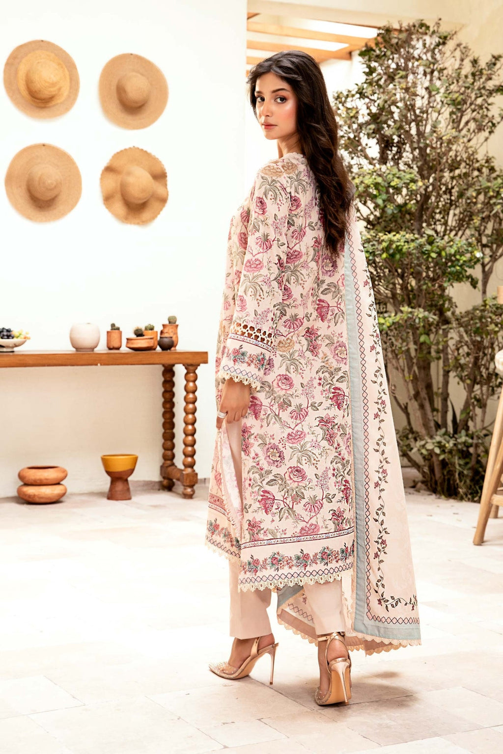 Zarka's Collection ZC-ELH-004 | 3 PC Printed Lawn by Maria B