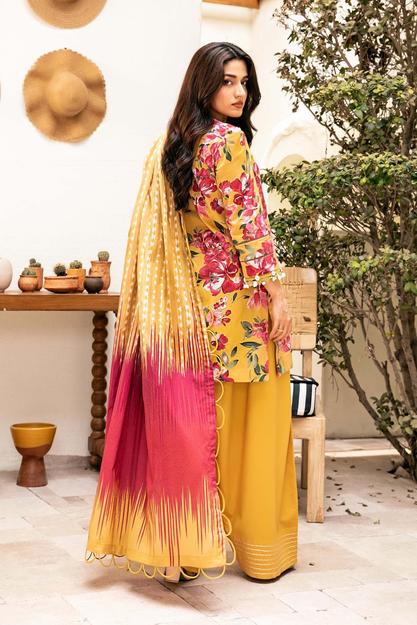 Zarka's Collection ZC-ELH-005 | 3 PC Printed Lawn by Maria B