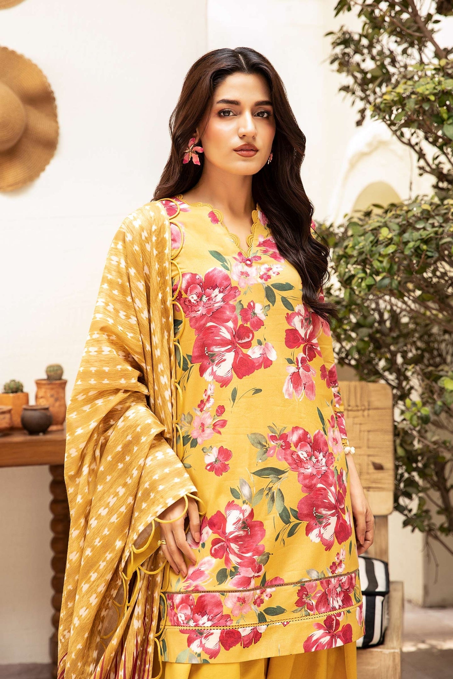 Zarka's Collection ZC-ELH-005 | 3 PC Printed Lawn by Maria B
